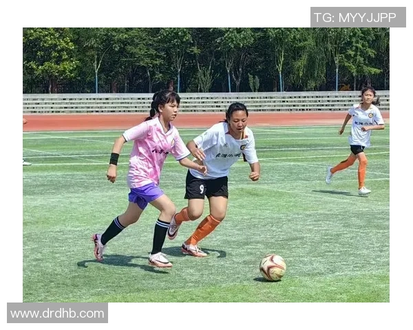 踢足球刘海的魅力与风格探讨如何在运动中展现个性与时尚